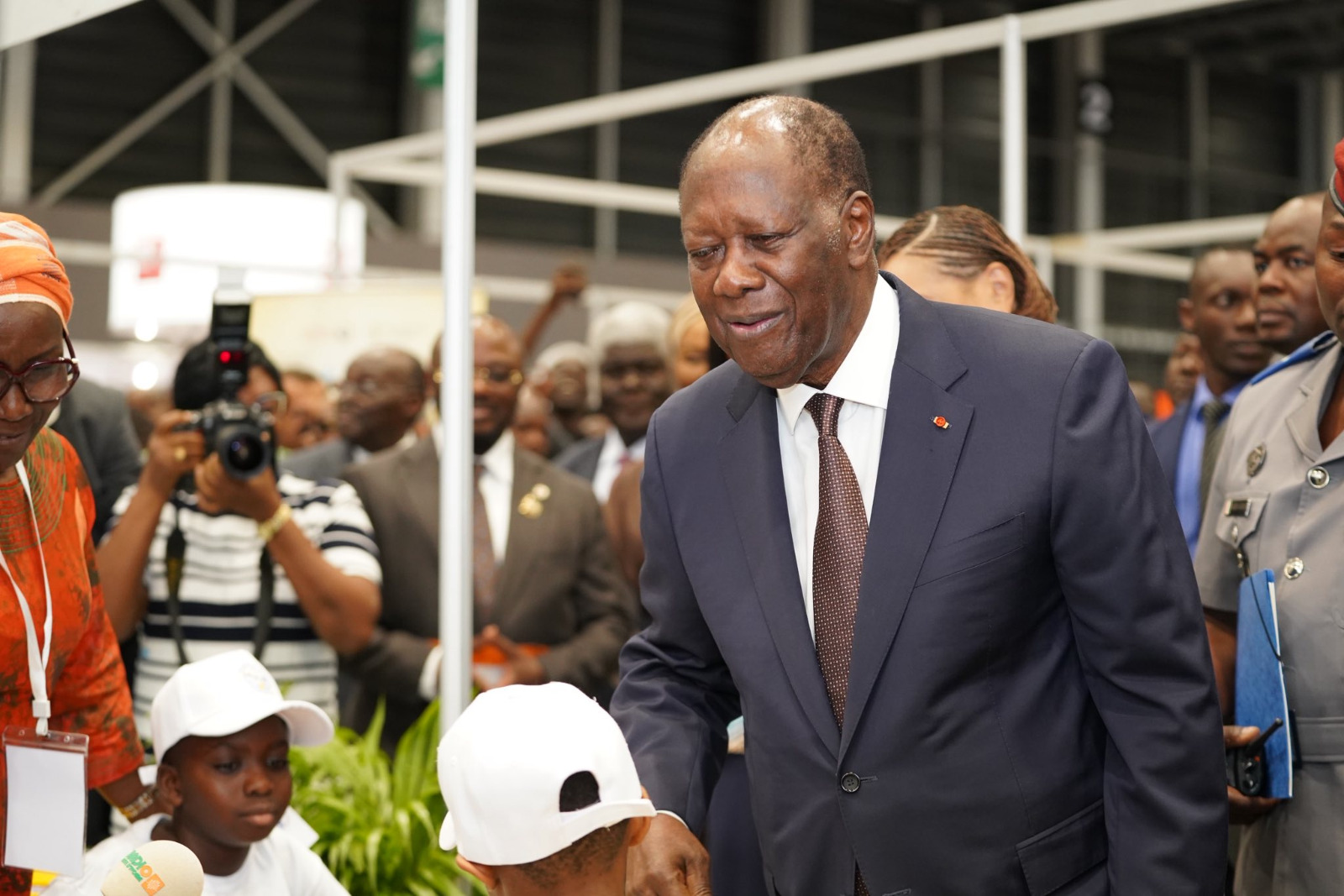 Le président de la République (au c.) a pris part à la cérémonie d’ouverture de la 16e edition du Sila. (Ph. DR)