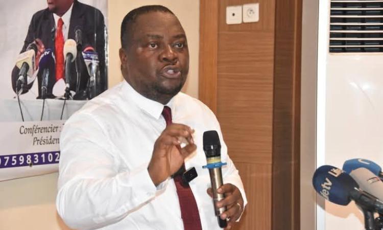 Le président de l’Aid-Umpp, Zadi Djédjé, a signé la déclaration. 