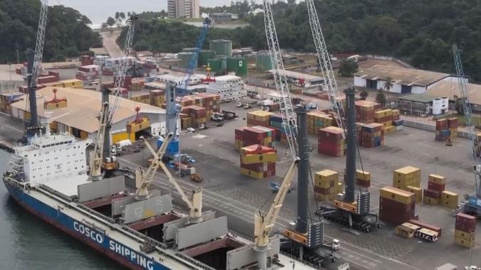 Le Port de San-Pedro a accueilli les premiers camions de concentré de spodumène en provenance du Mali.
