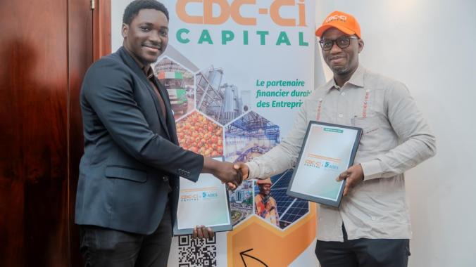 Arthur Coulibaly (chapeau sur la tête) et Dr Soumahoro ont scellé leur partenariat. (Ph. DR)