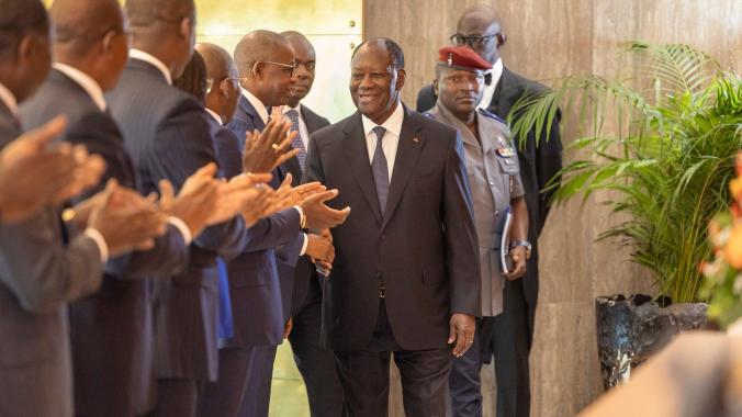 Beugré Mambé et les ministres ont félicité le président Ouattara pour sa réélection.
