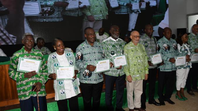 Les candidats investis ont présenté leurs lettres d’investiture. 