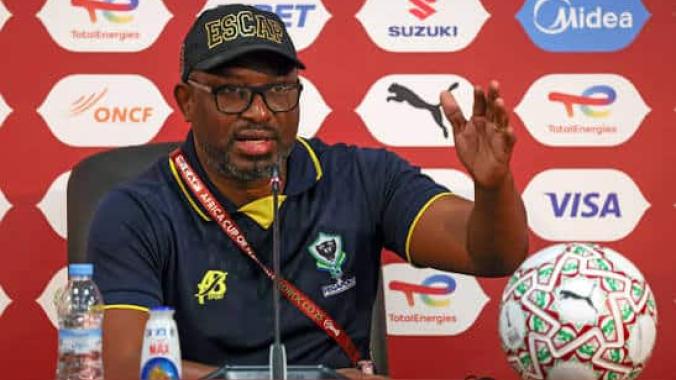 Thierry Mouyouma a expliqué la déroute du Gabon.
