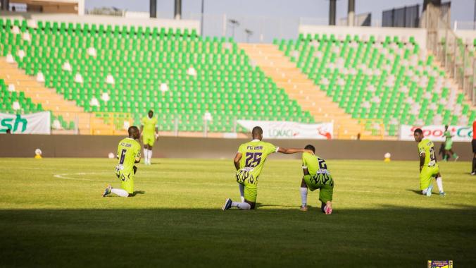Le Fc Osa a refusé de poursuivre la partie pour protester contre l’arbitrage.